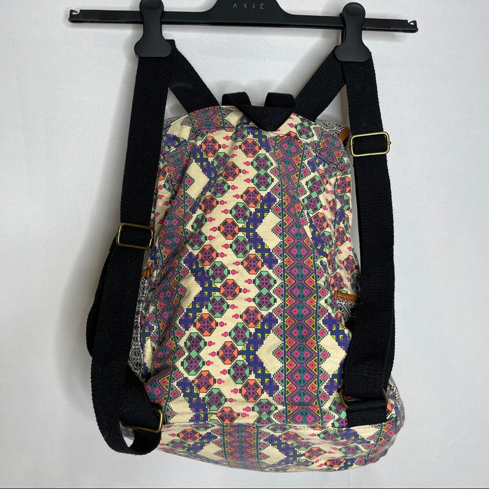 Mossimo tribal all over print back pack bag - Picture 4 of 5